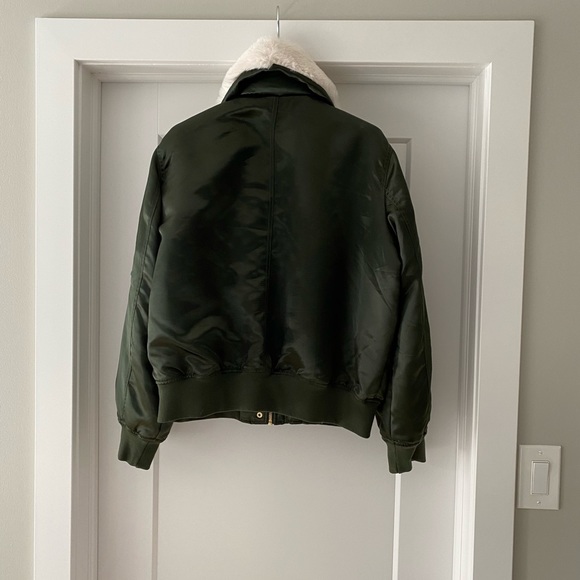 Gap bomber jacket - Picture 2 of 2